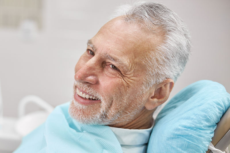 smile make over patient after procedure